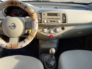 Nissan Micra foto 8