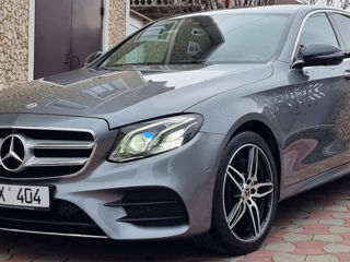 Mercedes E-Class foto 6