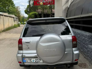 Toyota Rav 4 foto 2