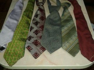Cravate diferite foto 1
