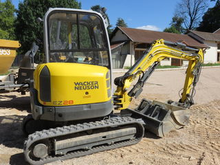 Servicii mini-excavator