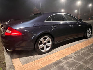 Mercedes CLS-Class foto 2