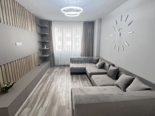 Apartament cu 3 camere, 85 m², Buiucani, Chișinău foto 1