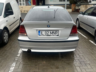 BMW 3 Series foto 3