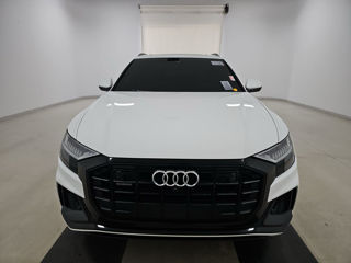 Audi Q8 foto 2