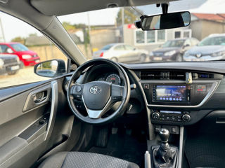 Toyota Auris foto 16