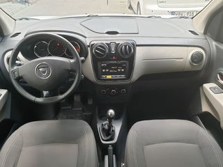 Dacia Lodgy 7 locuri - Chirie Auto Chisinau - Livrare 24/24