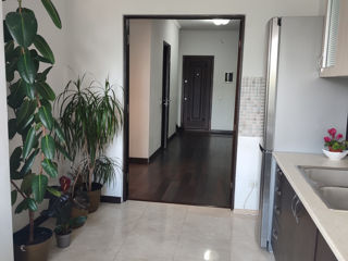 Apartament cu 2 camere, 78 m², Poșta Veche, Chișinău foto 9