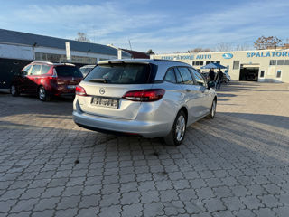 Opel Astra foto 4