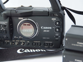 Продается Камера Canon XH A1 + 3 Canon  аккумулятора+и Canon зарядное+микрофон RODE NTG-1 foto 2