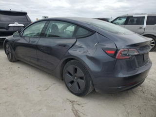 Tesla Model 3 foto 6