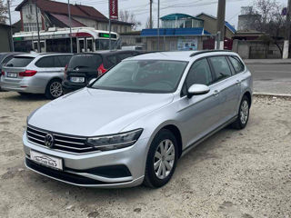 Volkswagen Passat foto 2