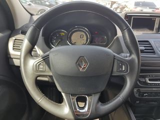 Renault Megane foto 10