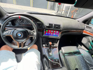 BMW 5 Series foto 10