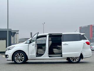 KIA Carnival foto 7