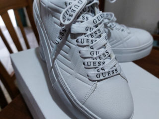 Guess foto 7