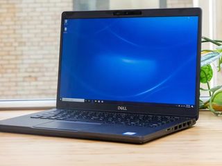 DeLL Latitude   14 ips matt, intel core i7 - 8665 +512 ssd, ddr4 16gb nou 450 euro foto 3