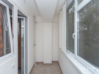 Apartament cu 2 camere, 80 m², Poșta Veche, Chișinău foto 12
