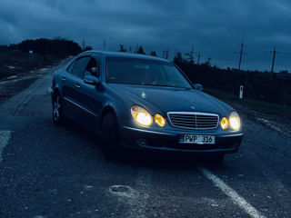 Mercedes E-Class foto 3