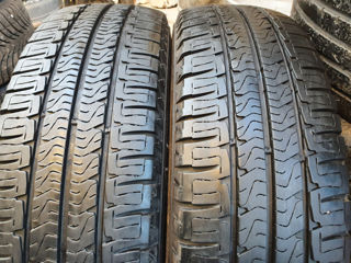 225/75/ R16-C- Michelin.