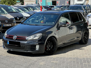 Volkswagen Golf foto 1