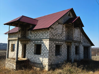 Se vinde casa in Cruzesti. 9 km de la Chisinau