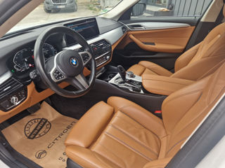 BMW 5 Series foto 11