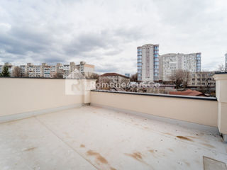 Townhouse modern cu piscină în centrul orașului lângă Valea Morilor! foto 9