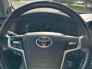 Toyota Land Cruiser foto 5