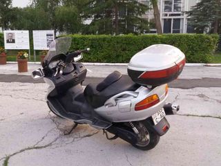 Suzuki Burgman 650 foto 5