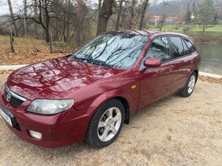 Mazda 323 foto 5