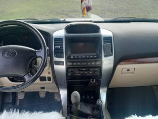 Toyota Land Cruiser Prado foto 8