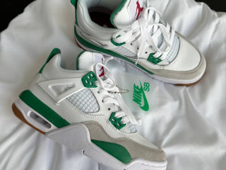 Nike Air Jordan 4 Retro x Sb Pine Green Unisex