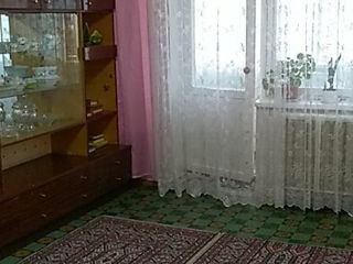 Apartament cu 3 camere, 62 m², Centru, Dnestrovsk foto 2