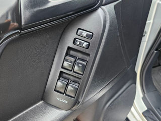 Toyota Land Cruiser Prado фото 14