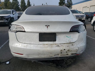 Tesla Model 3 foto 5