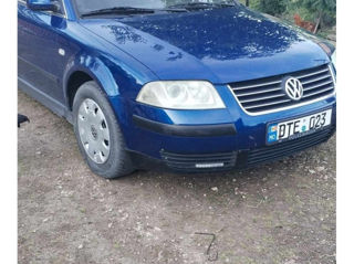 Volkswagen Passat foto 3