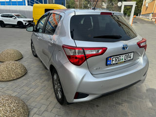 Toyota Yaris foto 6