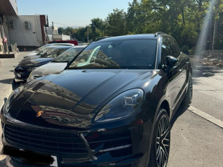 Porsche Macan foto 1