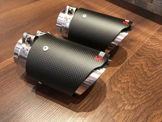 Насадки на глушитель Akrapovic, эксклюзивные насадки на глушитель M style Чёрные глянцевые / матовые foto 2