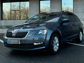 Skoda Octavia foto 3