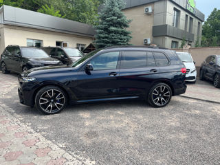 BMW X7 foto 3