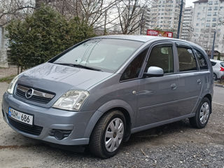 Opel Meriva foto 8