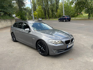 BMW 5 Series foto 1