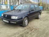 Volkswagen Vento foto 1