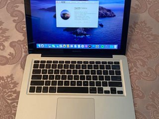 MacBook PRO 13(i5; 8Gb; 128Gb). Doar 3000 lei