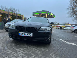 BMW 5 Series foto 4