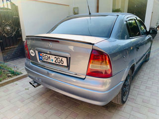 Opel Astra foto 4