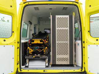 Ford Ambulanta foto 17