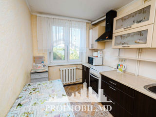 Apartament cu 3 camere, 69 m², Buiucani, Chișinău foto 5
